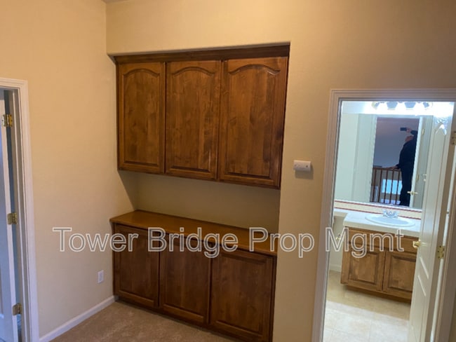 Building Photo - 10949 Bellone Way