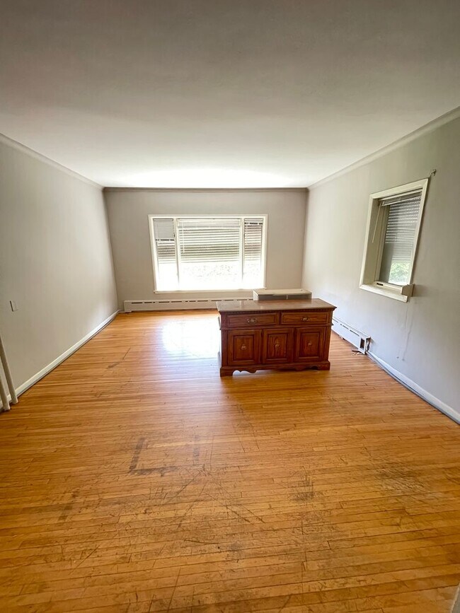 Foto del edificio - 601 Woodland Ave
