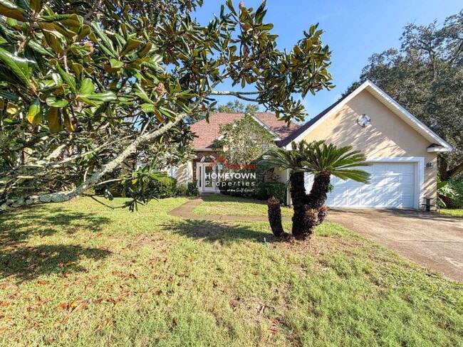 Building Photo - 1490 Chalet Pl