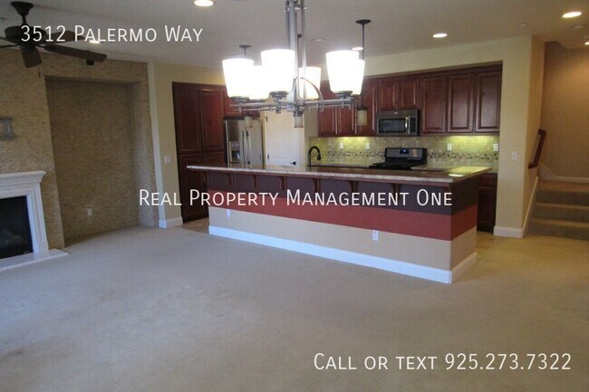 Building Photo - 3512 Palermo Way