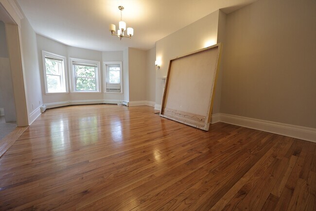 Foto del edificio - 318 Tappan St