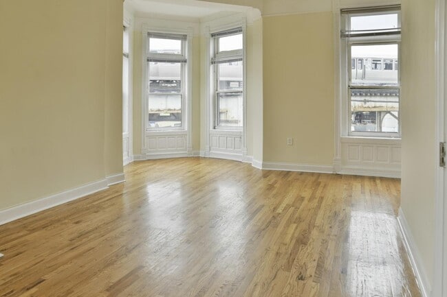 Foto del edificio - 3358 N Sheffield Ave