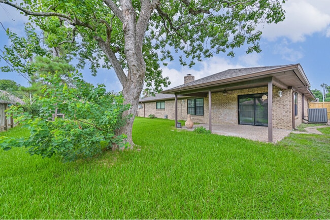Building Photo - 714 Whitecap Dr