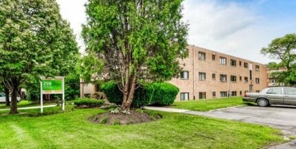 Building Photo - Fairview and Trafalgar Place
