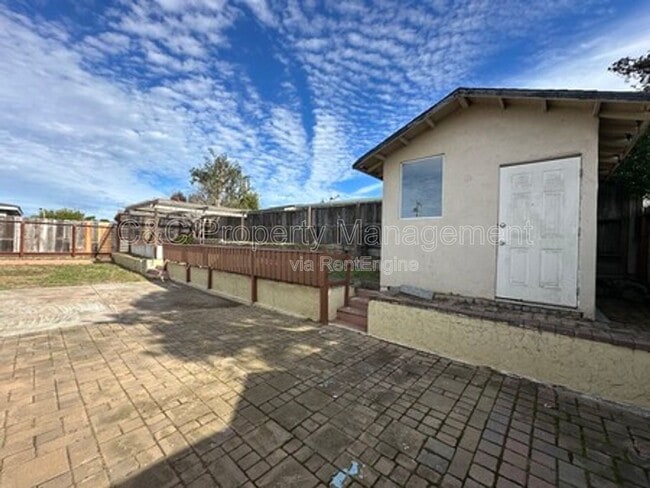 Foto del edificio - 1932 Lincoln St