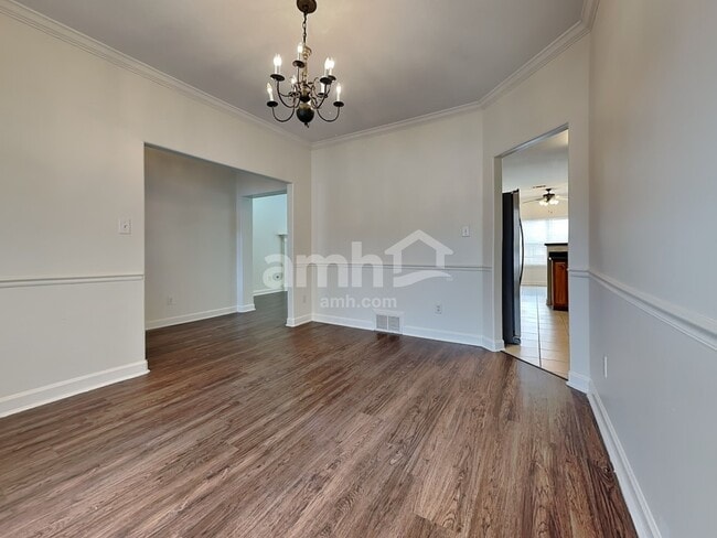 Foto del edificio - 1285 Macon Hall Rd