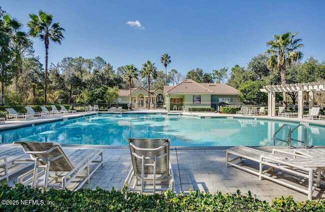 Foto del edificio - 7701 Timberlin Park Blvd