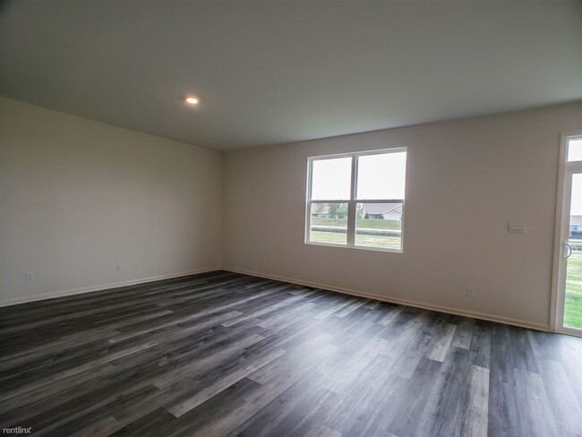 Building Photo - 4 br, 2.5 bath House - 10576 Azalea Drive