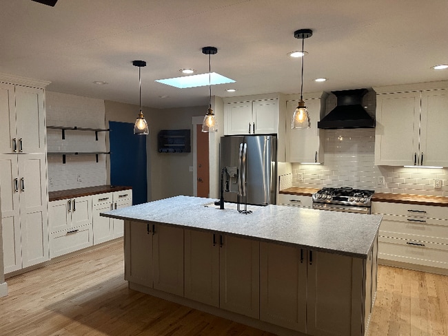 Building Photo - 1500 La Reatta Ct