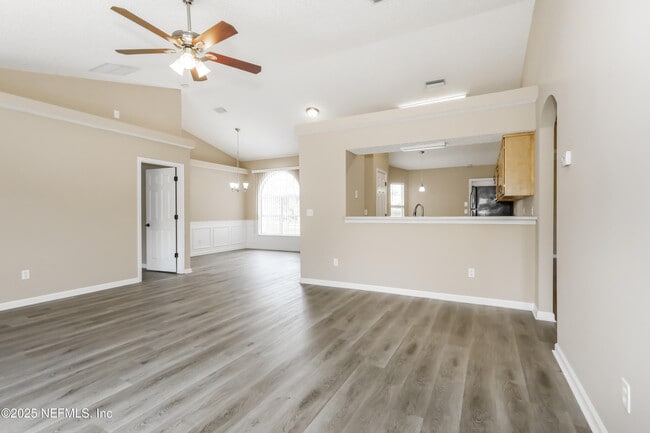 Building Photo - 1368 Summerbrook Dr