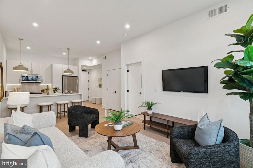 Photo - 30 W Allens Lane Unit 204