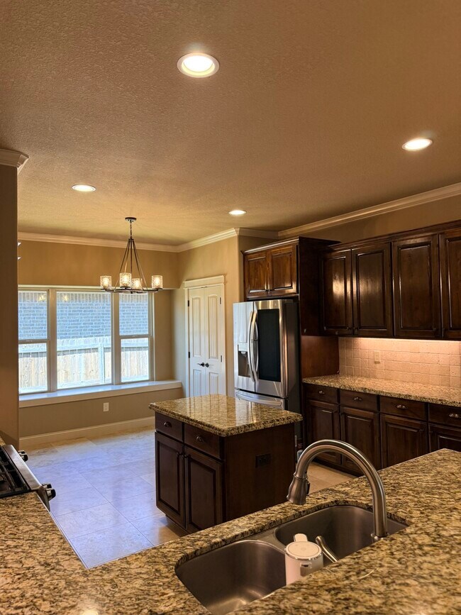 Foto del edificio - 4306 Rock Bend Dr