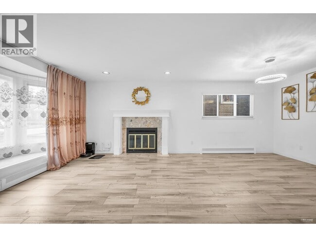 Photo du bâtiment - 62 W 63rd Ave