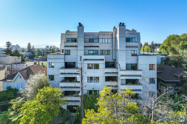 Fachada del edificio - 655 Chetwood St