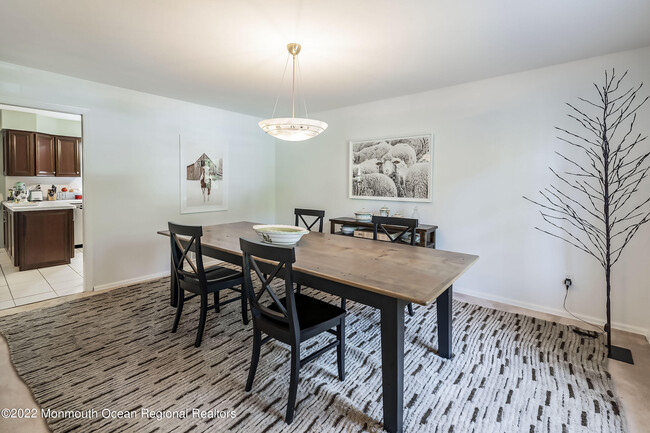 Building Photo - 58 FoxWood Run