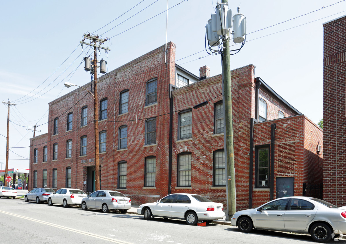 Foto del edificio - Eagle Mill Lofts