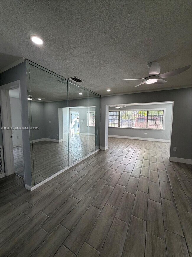 Foto del edificio - 2531 NW 152nd Terrace