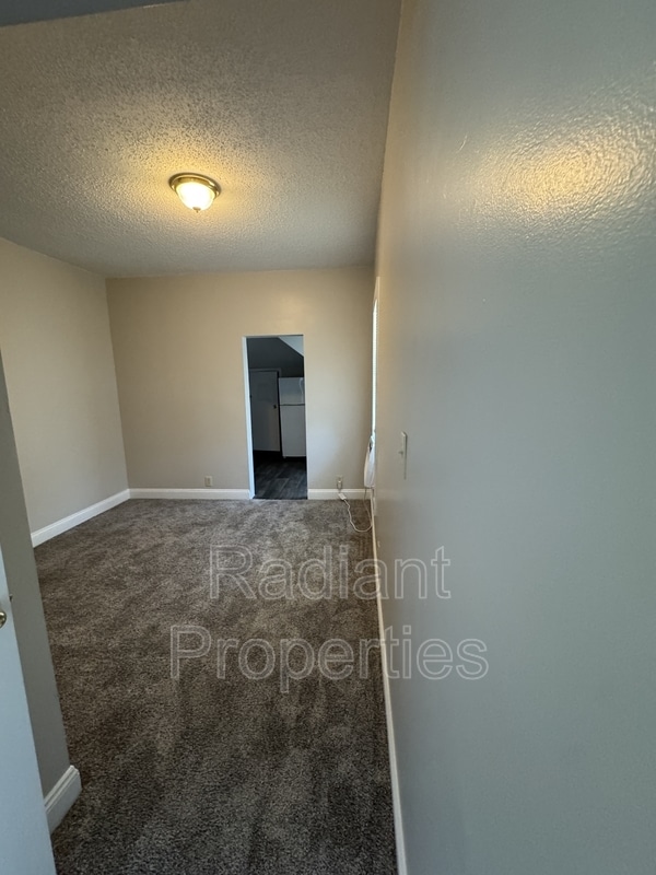 Building Photo - 415 Boone St
