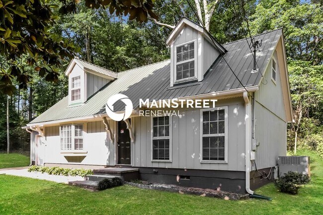 Building Photo - 4 Bedroom Pet-Friendly Home in GAINESVILLE...