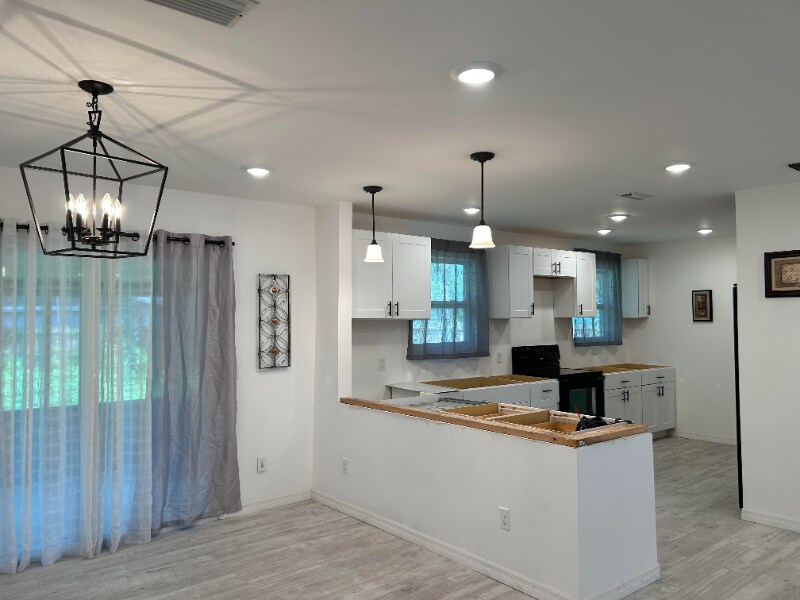 Foto principal - 7948 Old Kings Rd S