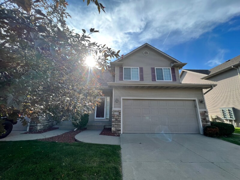 Foto principal - 2224 NW Bayberry Ln