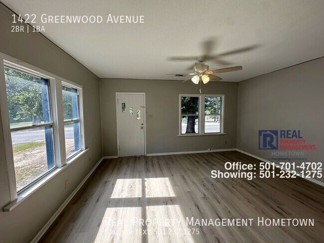 Foto del edificio - 1422 Greenwood Ave