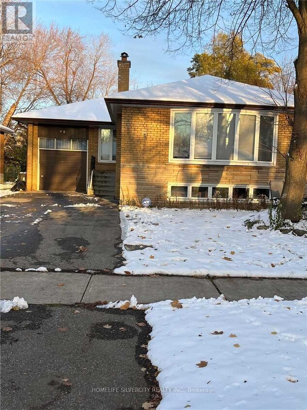 Primary Photo - 46 Hamlyn Crescent
