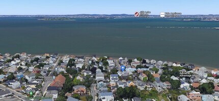 Building Photo - 23 Siren St