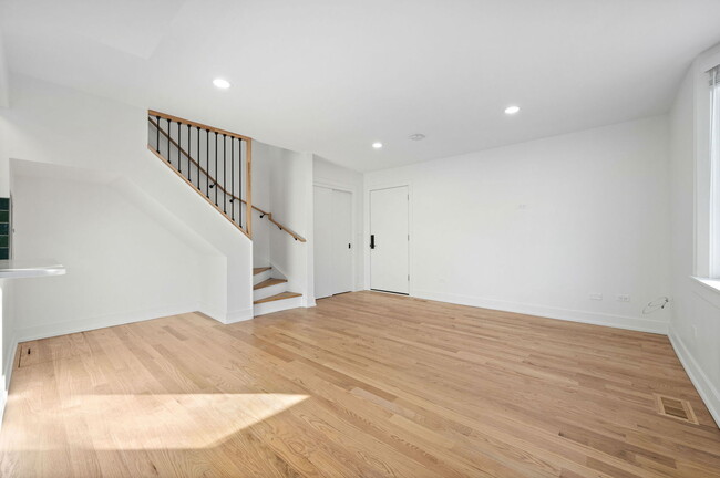 Foto del edificio - 2069 N Larrabee St