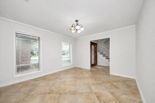 Foto del edificio - 3410 Crow Valley Dr