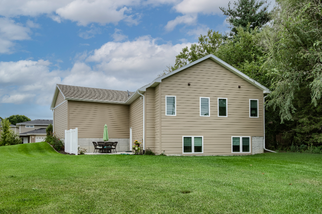 Building Photo - 3515 Holmes Park Rd