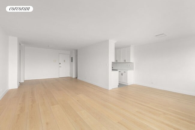 Building Photo - 135 Ocean Pkwy