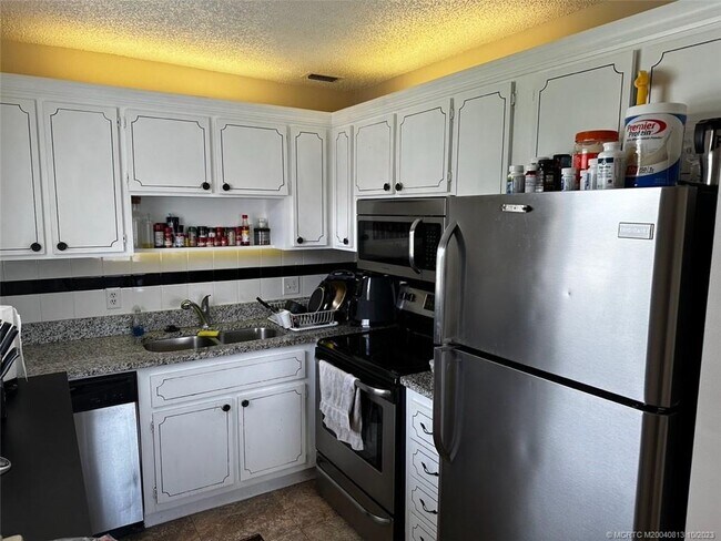 Foto del edificio - 1225 NW 21st St