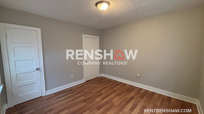 Photo - 785 Pope St House