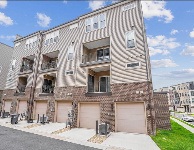 Building Photo - 14420 Beckett Glen Cir