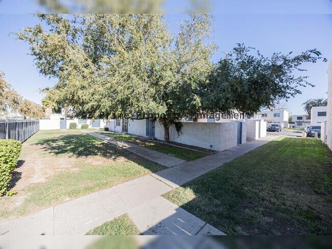 Foto del edificio - 5214 N 42nd Pkwy