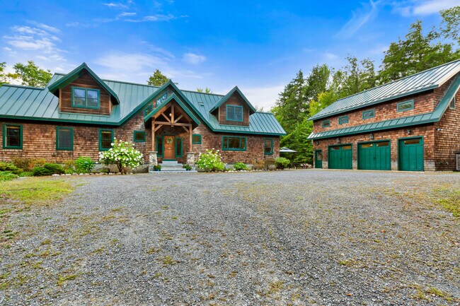 Foto del edificio - 80 Marsh Ln