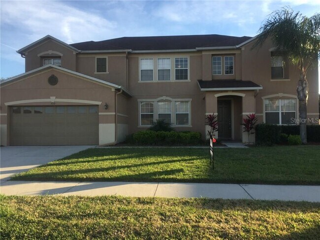 Foto del edificio - 739 Cascading Creek Ln