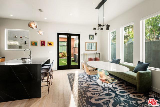 Foto del edificio - 4211 Ince Blvd