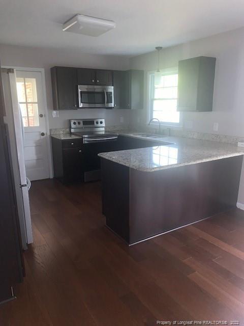 Building Photo - 1204 Cullen Dr