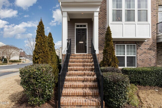 Foto del edificio - 9142 Falkwood Rd