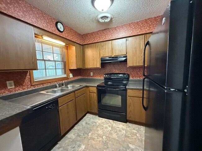 Foto del edificio - Nice 2 bedroom 2 bath duplex