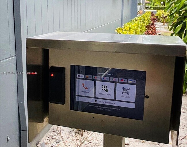 Foto del edificio - 919 Hillcrest Dr