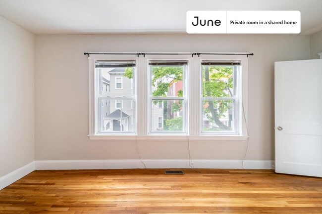 Photo - Room in Shared 4 bed/1 bath home