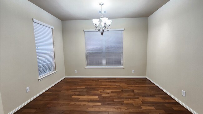 Foto del edificio - 26939 Glacier Creek Dr