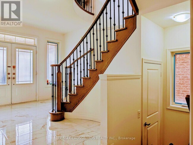 Building Photo - 159 Frank Kelly Dr