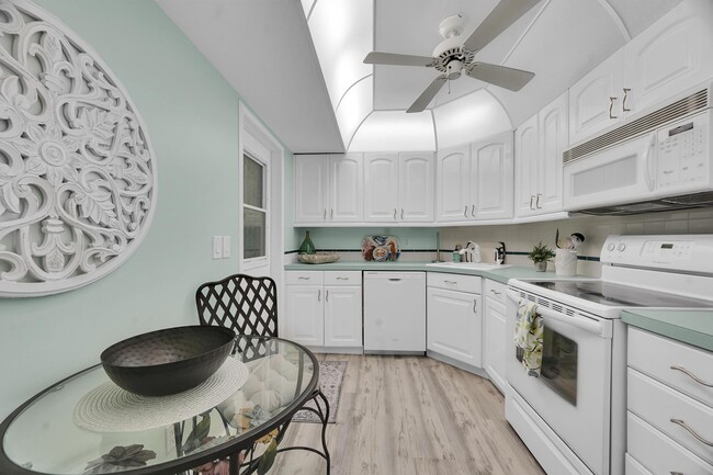 Building Photo - 3492 NE Causeway Blvd