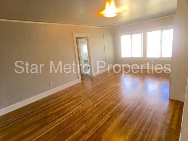 Foto del edificio - 2504 NE Hoyt St