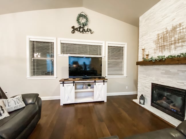 Building Photo - 514 N Vandries Way