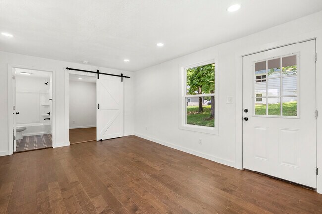 Foto del edificio - 4635 Harsch St